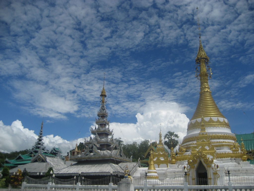 Templji na meji z Burmo